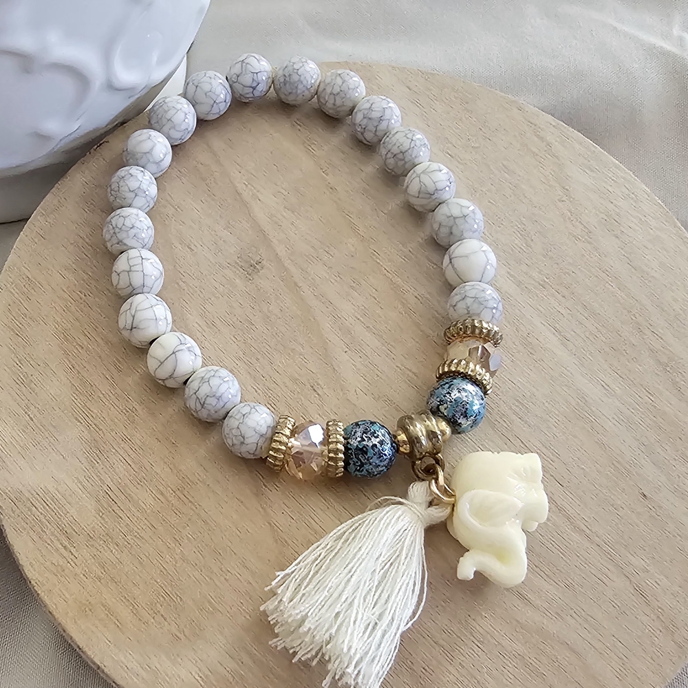 Chic White and Gold Beaded Bracelet with Elephant Charm